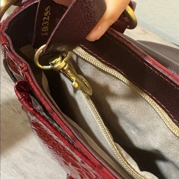 Brahmin‎ Crimson Croc-Embossed Crossbody Bag 9"x8.5" - Picture 12 of 15